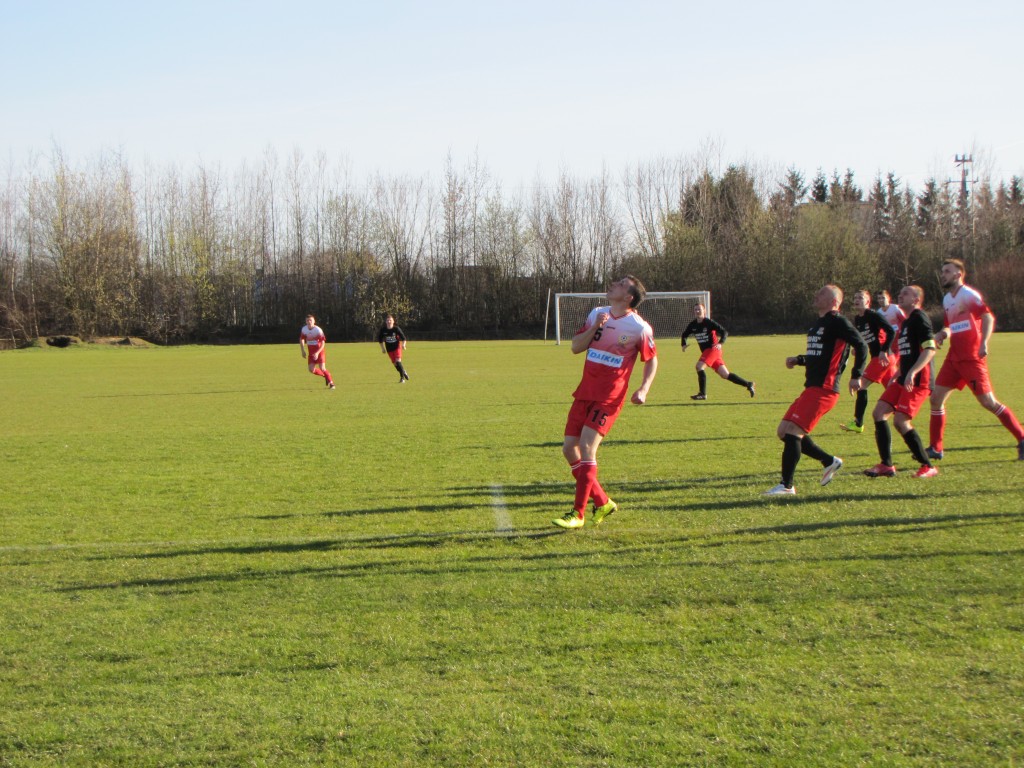 Start Brzeziny - GLKS Dłutów (16)