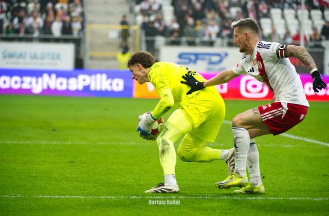 Zrzut ekranu 2025-12-08 075015