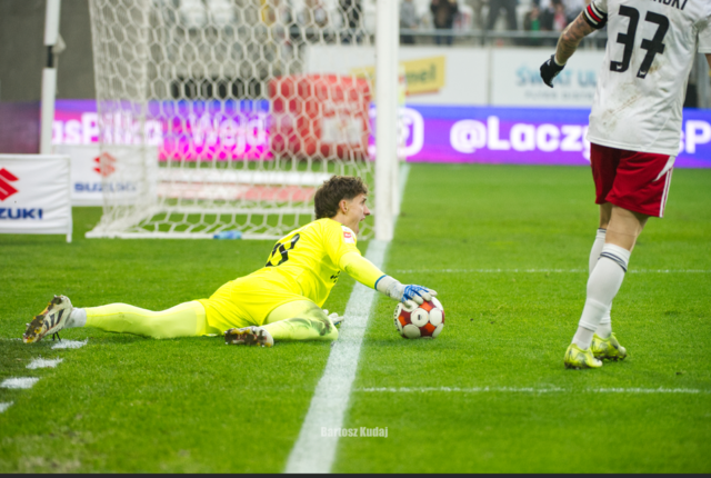 Zrzut ekranu 2025-12-08 075025