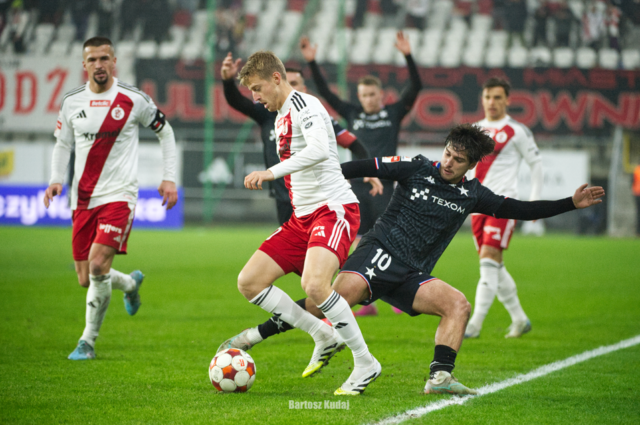 Zrzut ekranu 2025-12-08 075148